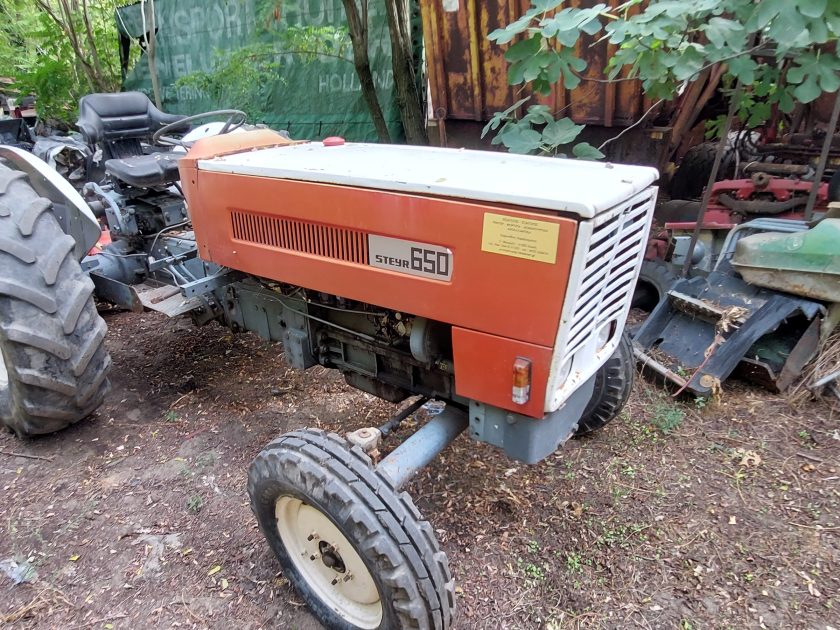 Karip Tractors - Steyr  650 
